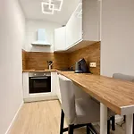 Moderne Au Coeur Du Quartier Saint Adalbert Liège