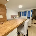 Moderne Au Coeur Du Quartier Saint Adalbert *