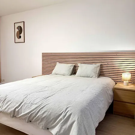 Lejlighed Moderne Au Coeur Du Quartier Saint Adalbert