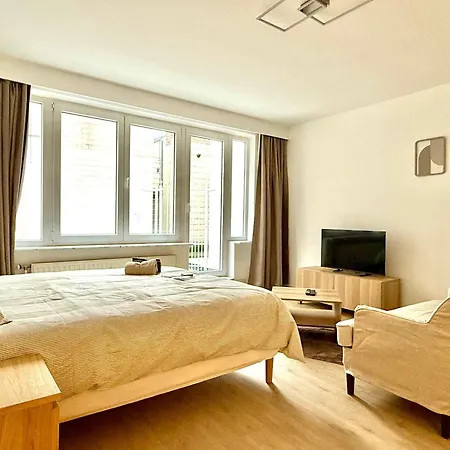Moderne Au Coeur Du Quartier Saint Adalbert Lejlighed *