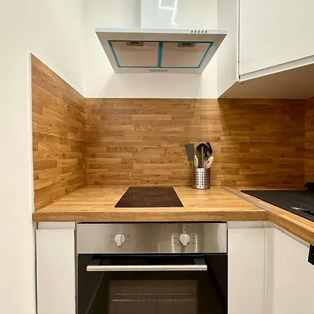 Moderne Au Coeur Du Quartier Saint Adalbert لييج