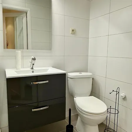 Lägenhet Moderne Au Coeur Du Quartier Saint Adalbert *