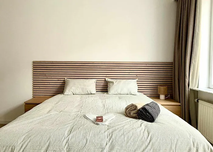 Moderne Au Coeur Du Quartier Saint Adalbert Lägenhet Liège