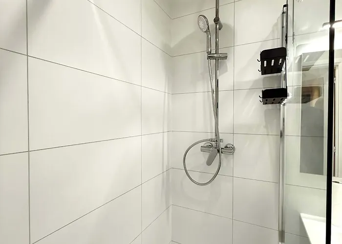 Moderne Au Coeur Du Quartier Saint Adalbert Liège